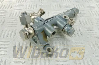 Fuel hose splitter for engine Liebherr D846 A7 10222772
