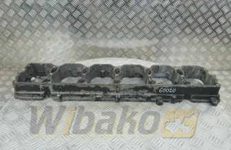 Obudowa pokrywy zaworowej Cummins 3967265