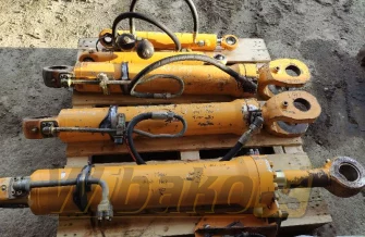 Set of cylinders Liebherr L544 2+2 