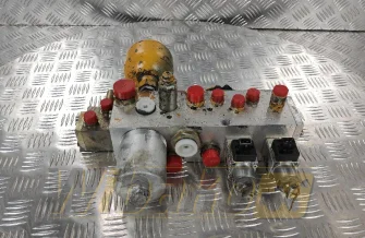 Valves set Liebherr OF7428A 5616340