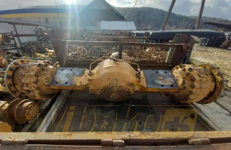 Front axle Case 821C 