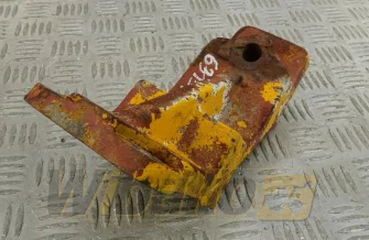 Engine mount przód Deutz 02247643