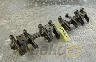 Valve mechanism for engine Iveco 8046.25 