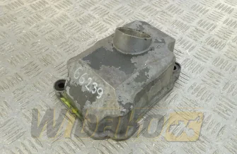 Pokrywa zaworowa for engine Komatsu SA6D125E-3 6156-11-8110