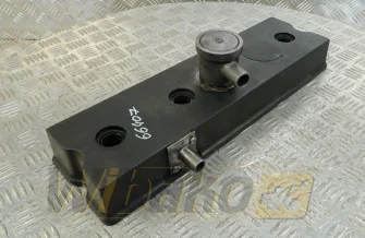 Cylinder head cover z wlewem oleju for engine Caterpillar 3054 129-8401