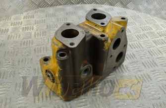 Oil radiator connector for engine Caterpillar C9.3 365-9872