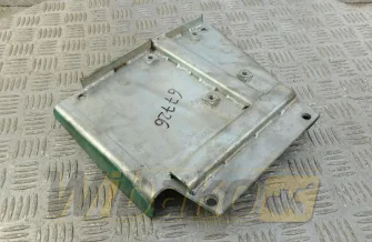 Oil Filter Base Bracket Volvo 11031882