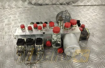 Valves set Liebherr 10301253 