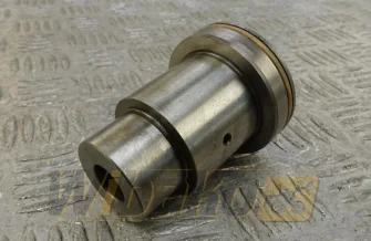 Gear bolt (pin) Deutz 04226004