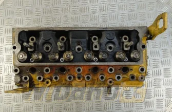Cylinder head for engine Caterpillar 3054 155-6650
