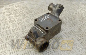 Thermostat housing for engine Cummins M11 3076793