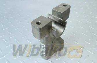 Valve lever shaft support for engine Cummins M11 3893584