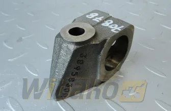 Pusher roller bracket Cummins 3895830