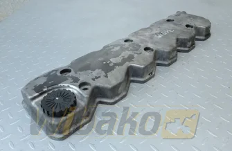 Pokrywa zaworowa for engine Cummins QSB6.7 4939895