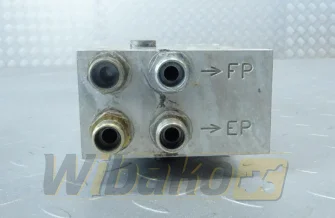 Fuel filter bracket Liebherr 9885358