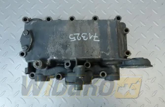 Oil cooler housing Deutz 04290781
