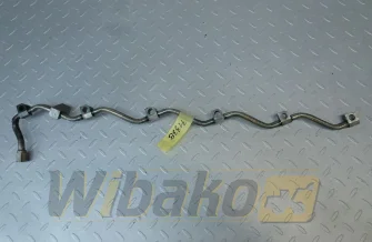 Overflow-oil line for engine Deutz BF6M1013 04501462