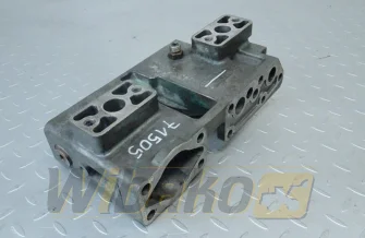 Oil filter bracket for engine Cummins M11 3102774