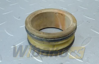 Water pump connector Deutz 04200486