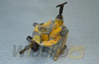 Fuel filter bracket Caterpillar 5S9580