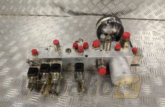 Valves set Liebherr OF12873 10042729