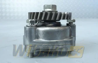 Oil pump for engine Kubota D722 16851-35012