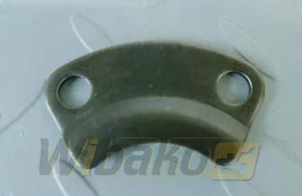 Camshaft thrust bracket pompy wtryskowej Kubota 15221-16320