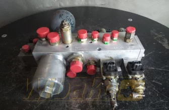 Valves set Liebherr OF7428A 5616340