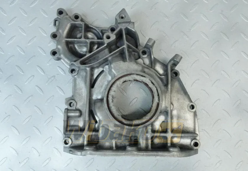 Oil pump Deutz 04258382 – used