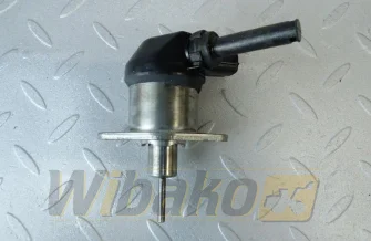 Shutdown device for engine Kubota V2607 1G772-60013