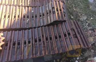 Tracks Liebherr R922 