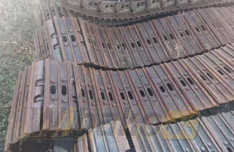 Tracks Liebherr R944 