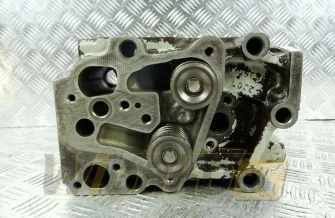Cylinder head Liebherr 9882973