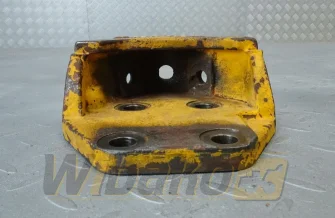 Engine mount for engine Hanomag D943 2871096R1