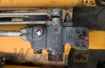 Cylinder lock / safety valve Liebherr R901157450 10410529