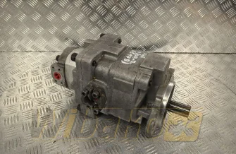 Hydraulic pump x2 Komatsu WA500-3 HV1707Y01