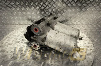 Oil filter housing Komatsu WA-500-3 