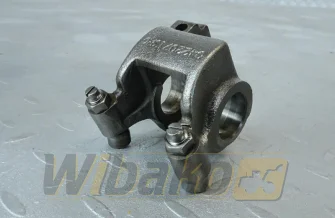 Rocker arm ssąca Deutz 04220696