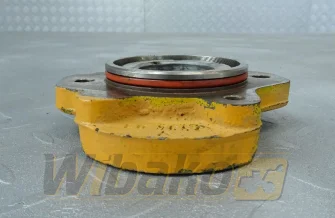 Intermediate flange with bearing pompy hydraulicznej Liebherr 9266793
