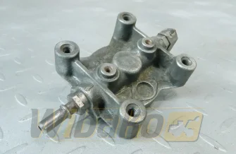 Fuel filter bracket Gwint filtra 20 mm Cummins 5363389