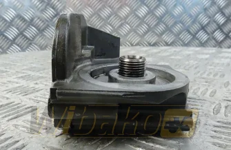 Oil filter bracket Deutz 04103264