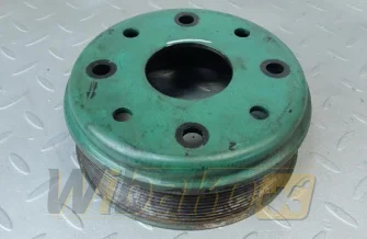 Koło pasowe pompy wody for engine Volvo Penta TAD870-73VE 21479648