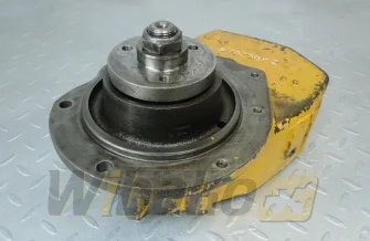 Power take off hub for engine Harvester H25 670230C2