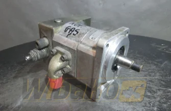 Gear pump O&K 2244996L 03962388