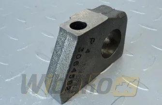 Pusher roller bracket Cummins 3064582