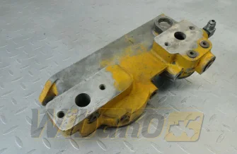 Oil filter bracket Cummins 3820708