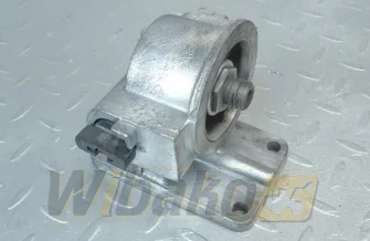 Coolant filter mount Cummins 3943738