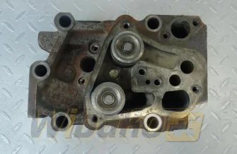 Cylinder head Liebherr 9882973