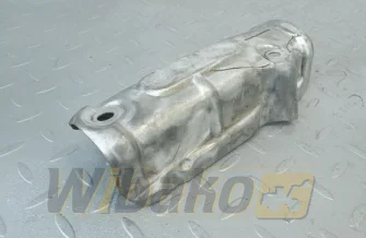Exhaust manifold cover for engine Man D2066 51.08120-0401