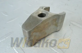 Injector holder for engine Man D2066 51.10104-0065